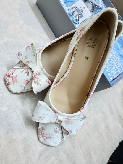 Gulbahaar Elegance Box | Complete Style Hamper for Women by Custaura